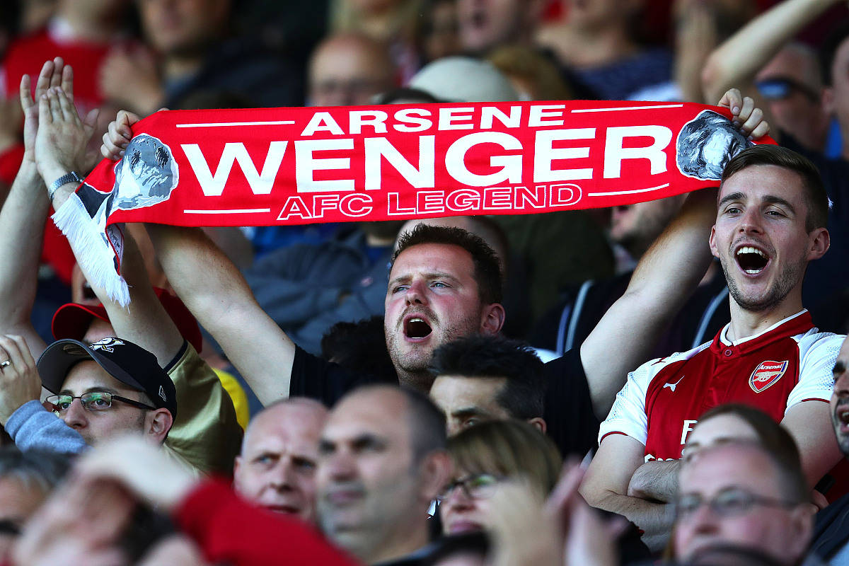 九游-包含国际比赛日英超焦点战，西汉姆队长鼓劲，气氛紧张，更衣室氛围转暖的词条